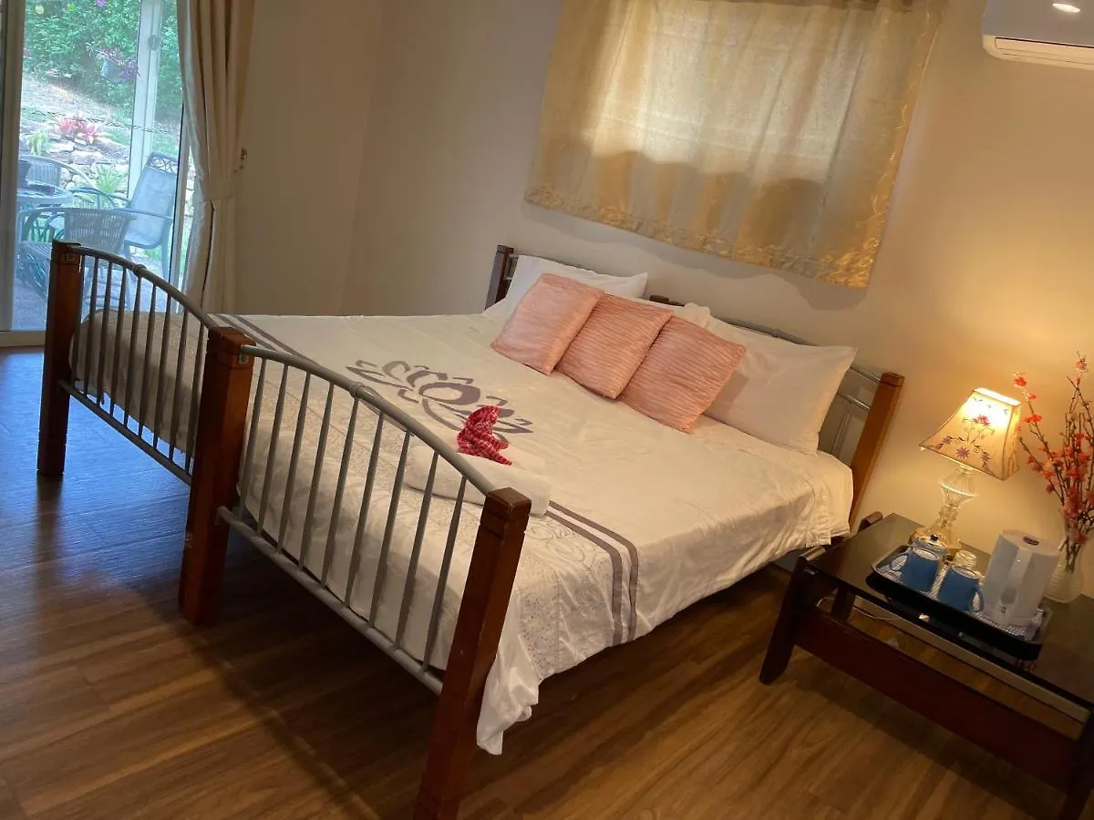 Theme Parks Amituofo Homestay 골드코스트 오스트레일리아